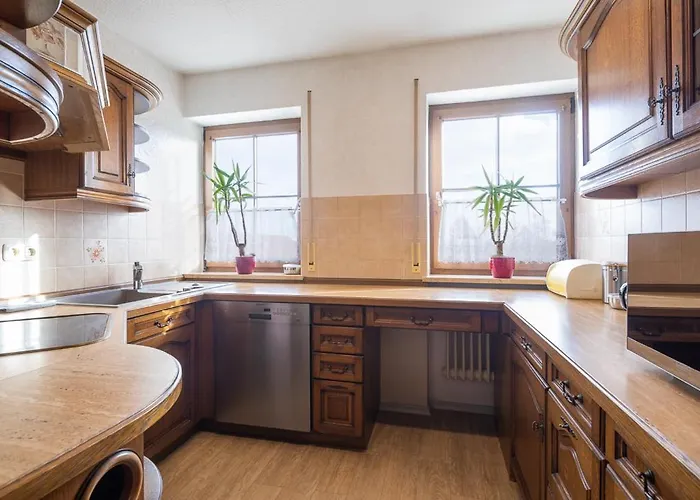 Wohnen - Schlafen - Essen Alles In Einem Haus * Rammingen (Unterallgau)