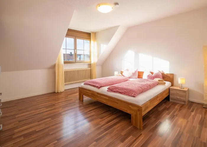 Wohnen - Schlafen - Essen Alles In Einem Haus *