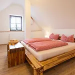 Land & Erlebnis Im Allgaeu Апартаменты *